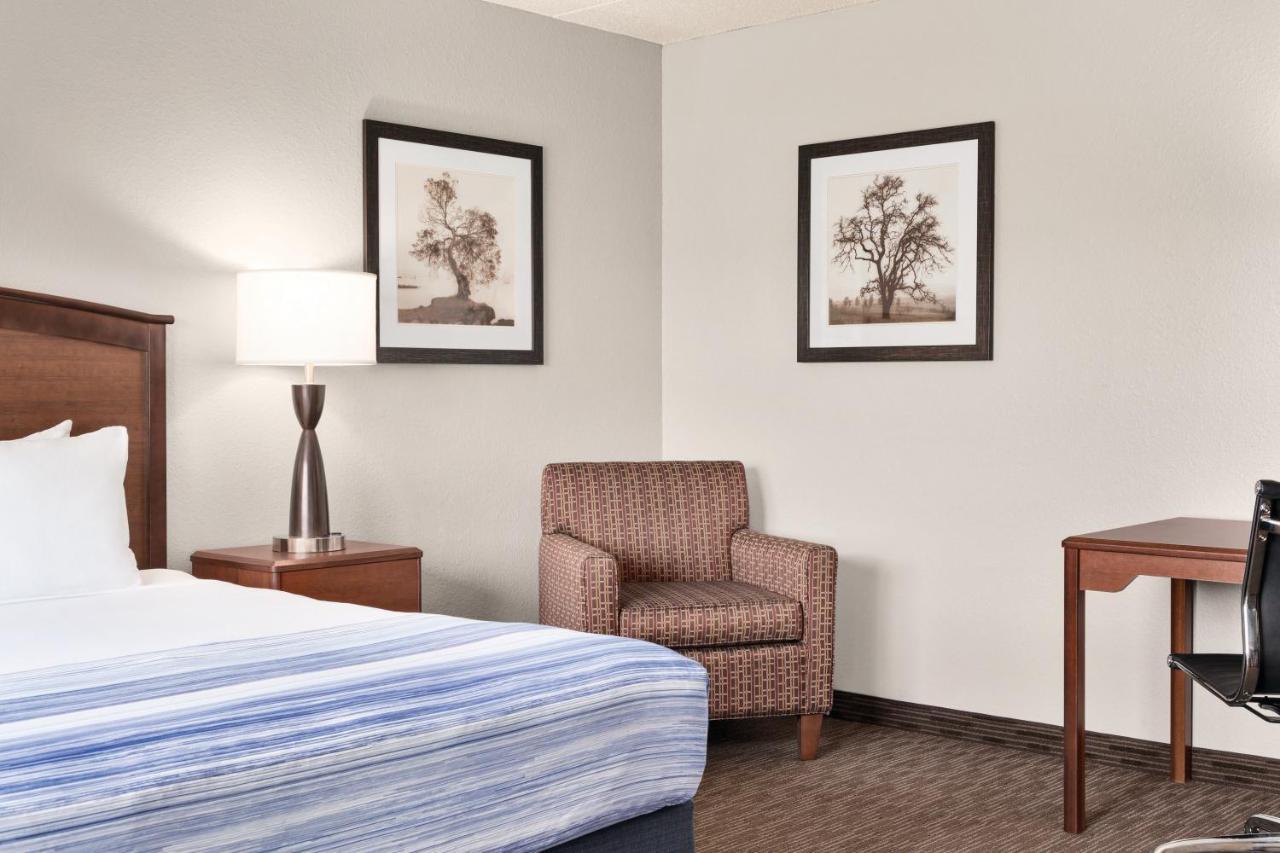 Americinn By Wyndham Sauk Centre Δωμάτιο φωτογραφία