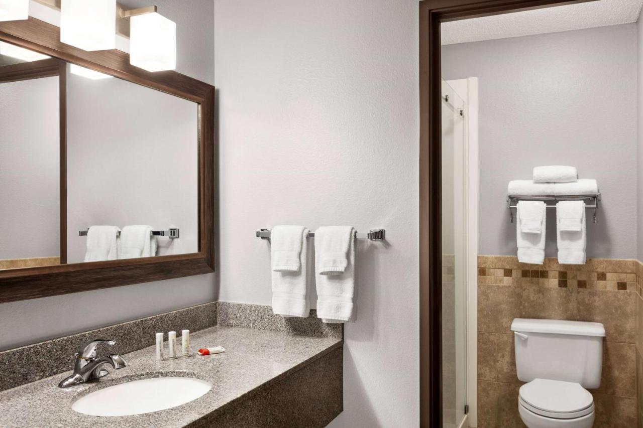 Americinn By Wyndham Sauk Centre Εξωτερικό φωτογραφία