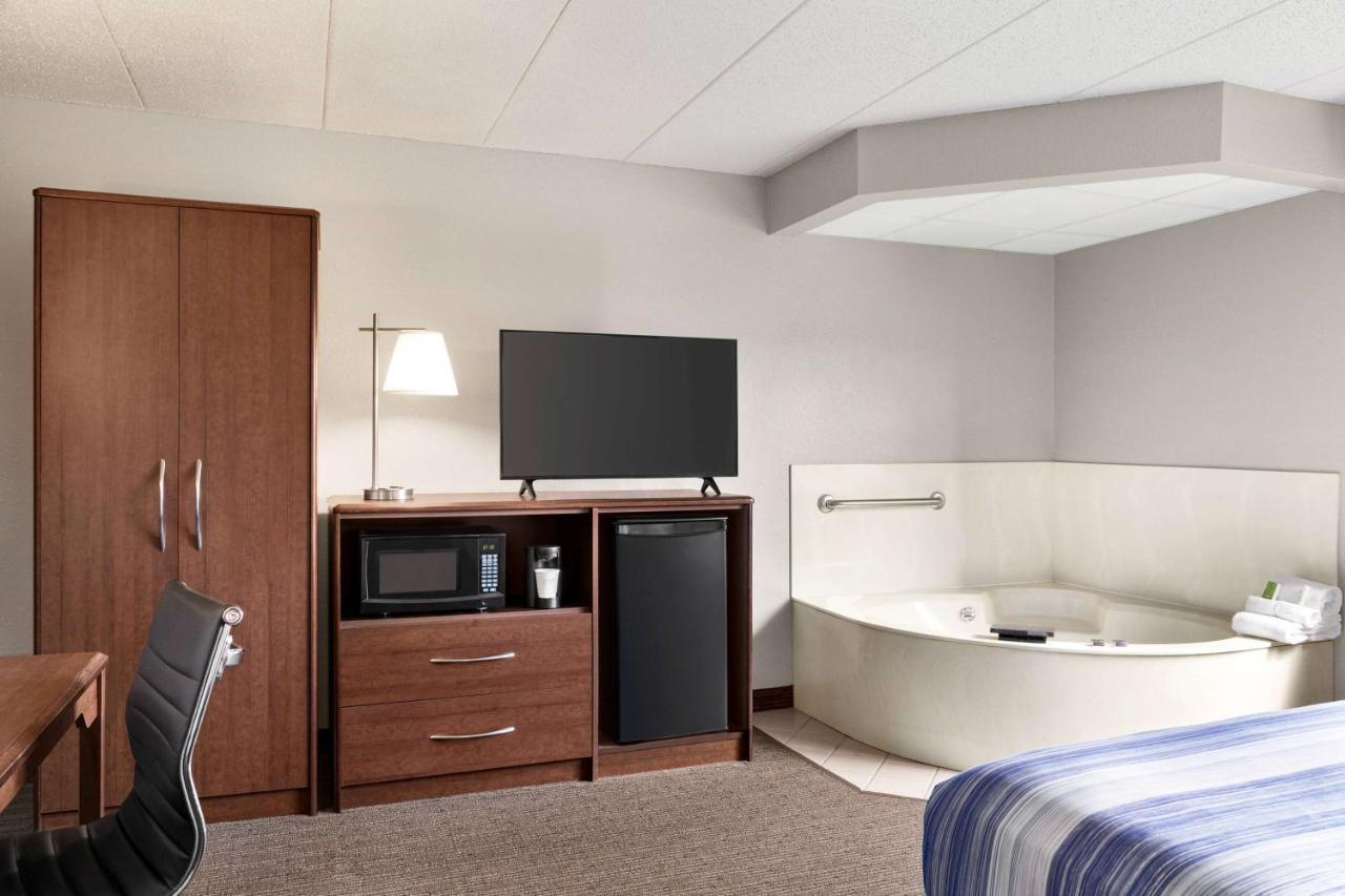 Americinn By Wyndham Sauk Centre Εξωτερικό φωτογραφία
