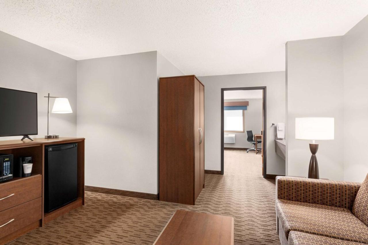 Americinn By Wyndham Sauk Centre Εξωτερικό φωτογραφία